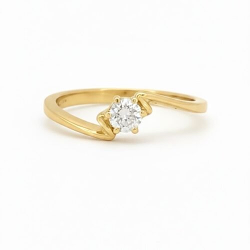 Aurora Twist Ring